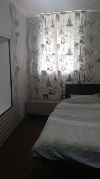 Хостелы your hostel Тбилиси Одноместный номер эконом-класса-2